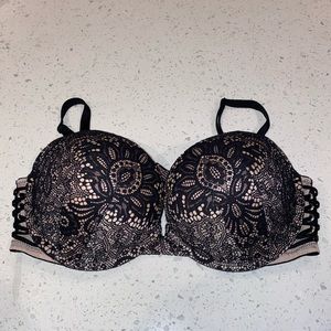 VICTORIAS SECRET very sexy push up bra